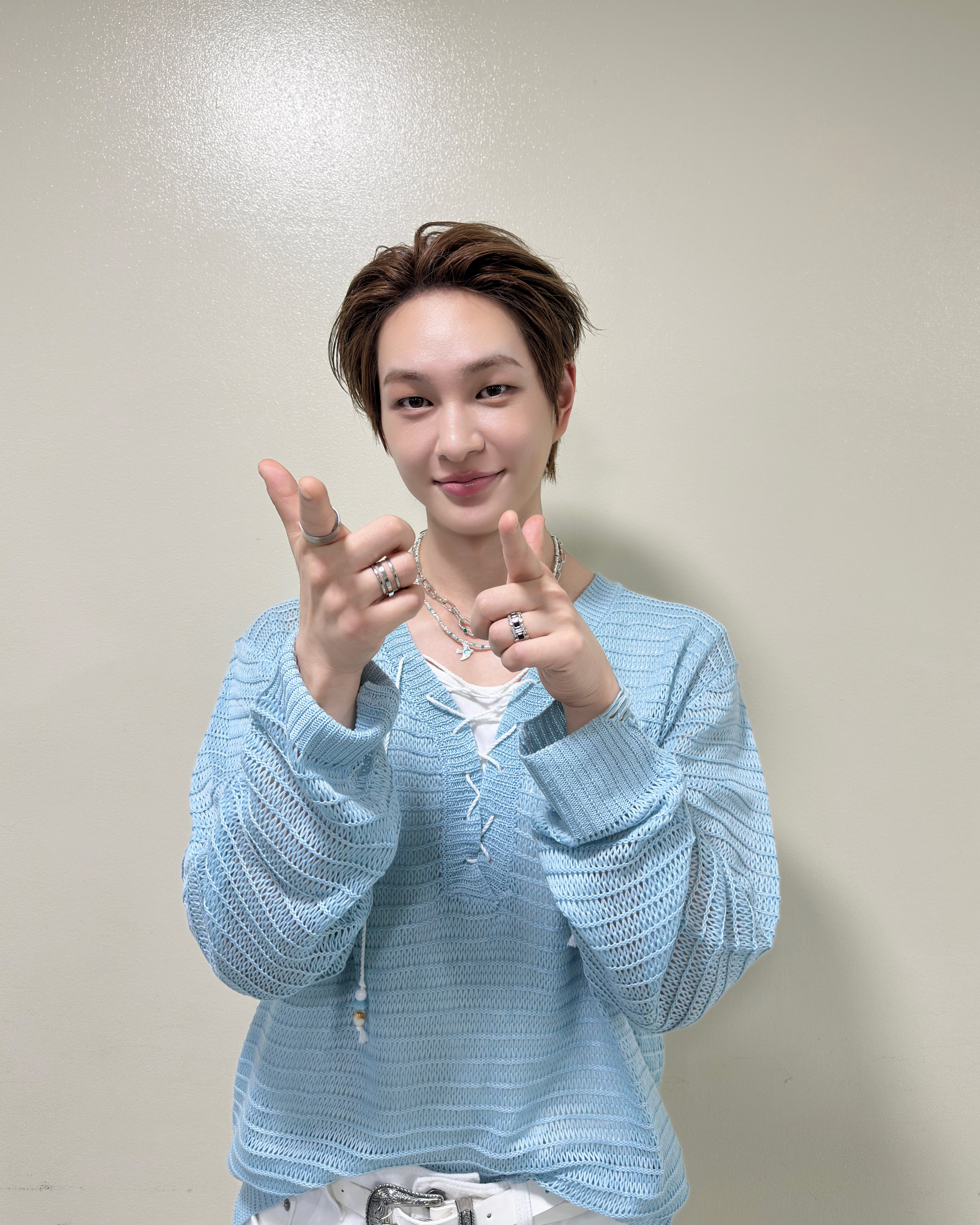 샤이니 온유 wearing PS019N